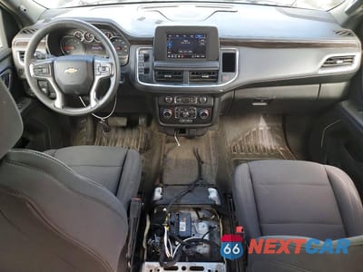 Zdjęcie 8 z 13 samochodu: 2022 CHEVROLET TAHOE C1500 VIN:1GNSCLEDXNR247372 - miniatura