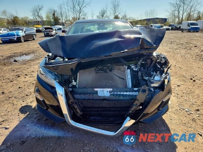 Piąte zdjęcie samochodu w środku: 2022 NISSAN ALTIMA SV VIN:1N4BL4DW3NN377346 - miniatura