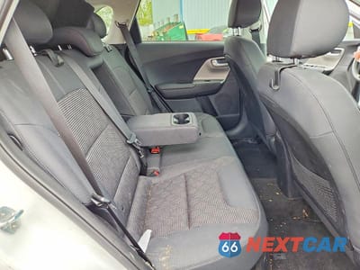 Zdjęcie 10 z 12 samochodu: 2019 KIA NIRO LX VIN:KNDCB3LC6K5349491 - miniatura