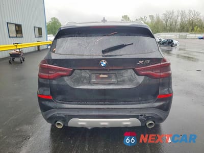 Zdjęcie 6 z 12 samochodu: 2018 BMW X3 XDRIVE30I VIN:5UXTR9C53JLC74776 - miniatura