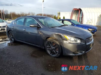 Czwarte zdjęcie samochodu z boku: 2010 NISSAN MAXIMA 3.5 S VIN:1N4AA5AP1AC857508 - miniatura