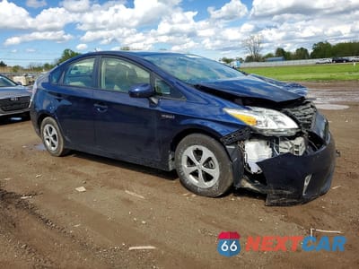 Czwarte zdjęcie samochodu z boku: 2015 TOYOTA PRIUS TWO VIN:JTDKN3DU8F1918705 - miniatura
