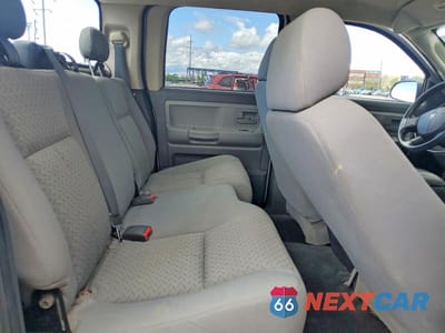Zdjęcie 10 z 12 samochodu: 2008 DODGE DAKOTA SXT VIN:1D3HE38N18S590495 - miniatura