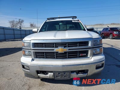 Piąte zdjęcie samochodu w środku: 2015 CHEVROLET SILVERADO K1500 LT VIN:3GCUKREC1FG465992 - miniatura