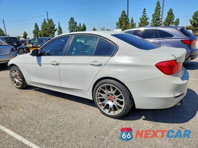 Drugie zdjęcie samochodu z przodu: 2012 BMW 328 I VIN:WBA3A5C56CF343747 - miniatura