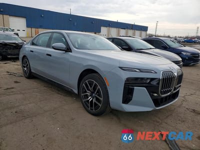 Czwarte zdjęcie samochodu z boku: 2025 BMW 740 XI VIN:WBA33EH00SCV21692 - miniatura