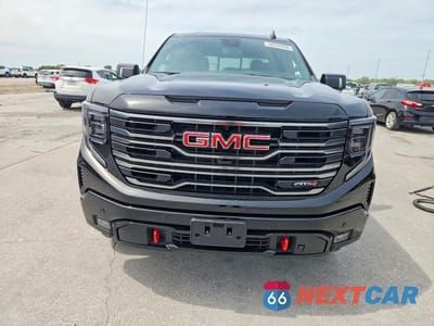 Piąte zdjęcie samochodu w środku: 2026 GMC SIERRA K1500 AT4 VIN:1GTUUEE89TZ204068 - miniatura