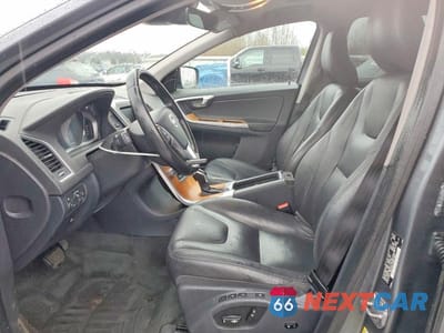Zdjęcie 7 z 13 samochodu: 2017 VOLVO XC60 T5 INSCRIPTION VIN:YV440MRU7H2153843 - miniatura