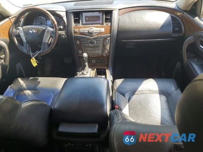 Zdjęcie 8 z 12 samochodu: 2016 INFINITI QX80 BASE VIN:JN8AZ2NE8G9122805 - miniatura