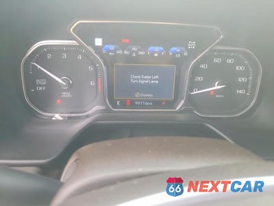 Zdjęcie 9 z 13 samochodu: 2021 GMC YUKON SLT VIN:1GKS2BKD7MR138753 - miniatura