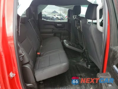 Zdjęcie 10 z 13 samochodu: 2023 GMC SIERRA K1500 VIN:1GTUUAED7PZ205649 - miniatura