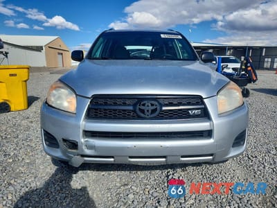 Piąte zdjęcie samochodu w środku: 2012 TOYOTA RAV4 BASE VIN:2T3BK4DV1CW070171 - miniatura