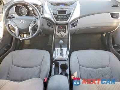 Zdjęcie 8 z 12 samochodu: 2013 HYUNDAI ELANTRA GLS VIN:KMHDH4AE0DU902976 - miniatura