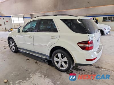 Drugie zdjęcie samochodu z przodu: 2011 MERCEDES-BENZ ML 350 4MATIC VIN:4JGBB8GB2BA702371 - miniatura