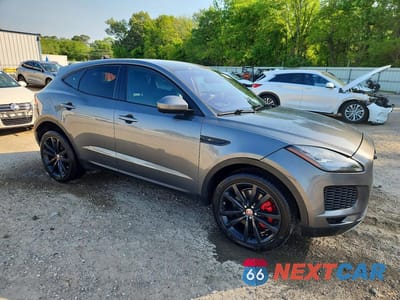 Czwarte zdjęcie samochodu z boku: 2019 JAGUAR E-PACE S VIN:SADFJ2FX3K1Z62527 - miniatura