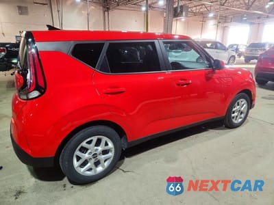 Trzecie zdjęcie samochodu z tyłu: 2025 KIA SOUL LX VIN:KNDJ23AU3S7257665 - miniatura