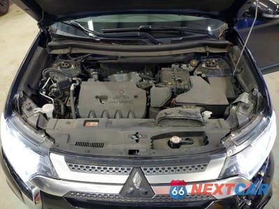 Zdjęcie 12 z 14 samochodu: 2020 MITSUBISHI OUTLANDER SE VIN:JA4AZ3A39LZ043119 - miniatura