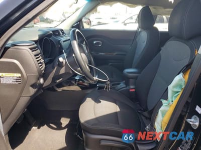 Zdjęcie 7 z 12 samochodu: 2019 KIA SOUL + VIN:KNDJP3A55K7009962 - miniatura
