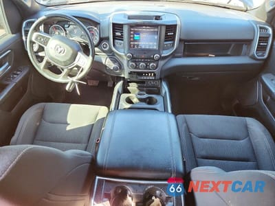 Zdjęcie 8 z 11 samochodu: 2020 RAM 1500 BIG HORN VIN:1C6SRFBT0LN174531 - miniatura