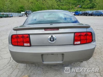 Zdjęcie 6 z 12 samochodu: 2009 FORD MUSTANG VIN:1ZVHT80N295139306 - miniatura