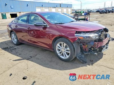 Czwarte zdjęcie samochodu z boku: 2016 CHEVROLET MALIBU LT VIN:1G1ZE5ST8GF302133 - miniatura