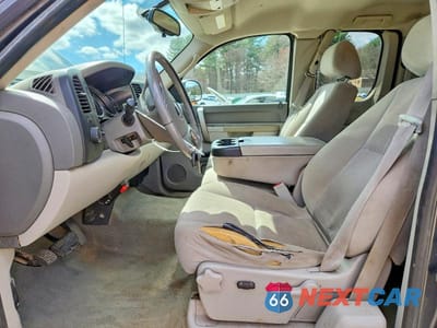 Zdjęcie 7 z 12 samochodu: 2011 GMC SIERRA K1500 SLE VIN:1GTR2VE38BZ101335 - miniatura