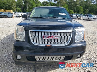 Piąte zdjęcie samochodu w środku: 2012 GMC YUKON XL DENALI VIN:1GKS1MEFXCR139051 - miniatura