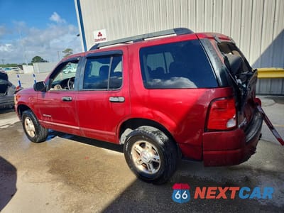 Drugie zdjęcie samochodu z przodu: 2005 FORD EXPLORER XLT VIN:1FMZU63K15UC05303 - miniatura