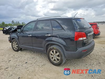 Drugie zdjęcie samochodu z przodu: 2013 KIA SORENTO LX VIN:5XYKT3A61DG415235 - miniatura