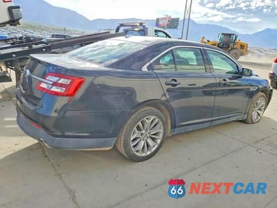 Trzecie zdjęcie samochodu z tyłu: 2013 FORD TAURUS LIMITED VIN:1FAHP2F81DG195987 - miniatura