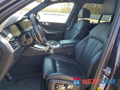 Zdjęcie 7 z 12 samochodu: 2019 BMW X5 XDRIVE40I VIN:5UXCR6C58KLL38968 - miniatura