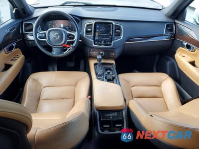 Zdjęcie 8 z 13 samochodu: 2019 VOLVO XC90 T6 MOMENTUM VIN:YV4A22PKXK1420425 - miniatura