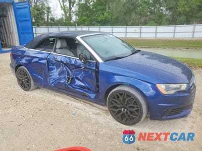 Czwarte zdjęcie samochodu z boku: 2015 AUDI A3 PREMIUM VIN:WAU7FLFF2F1051574 - miniatura