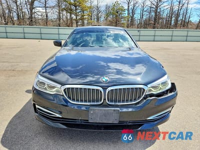 Piąte zdjęcie samochodu w środku: 2017 BMW 530 XI VIN:WBAJA7C57HG457664 - miniatura