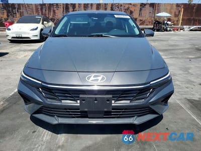 Piąte zdjęcie samochodu w środku: 2024 HYUNDAI ELANTRA HYBRID BLUE VIN:KMHLP4DG6RU676221 - miniatura