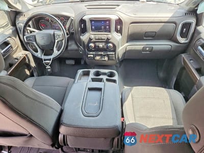 Zdjęcie 8 z 12 samochodu: 2019 CHEVROLET SILVERADO K1500 RST VIN:1GCUYEED3KZ115192 - miniatura