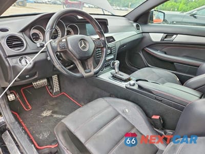Zdjęcie 8 z 12 samochodu: 2013 MERCEDES-BENZ C 250 VIN:WDDGJ4HB4DG099692 - miniatura