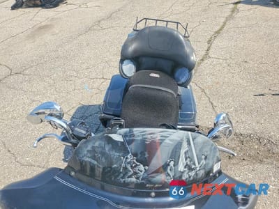 Piąte zdjęcie samochodu w środku: 2011 HARLEY-DAVIDSON FLHTCU VIN:1HD1FC419BB655528 - miniatura