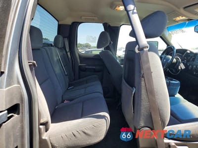 Zdjęcie 10 z 12 samochodu: 2009 GMC SIERRA K1500 SLE VIN:2GTEK290991135235 - miniatura