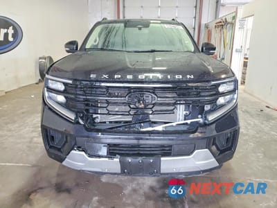 Piąte zdjęcie samochodu w środku: 2025 FORD EXPEDITION MAX PLATINUM VIN:1FMJK1M85SEA35025 - miniatura