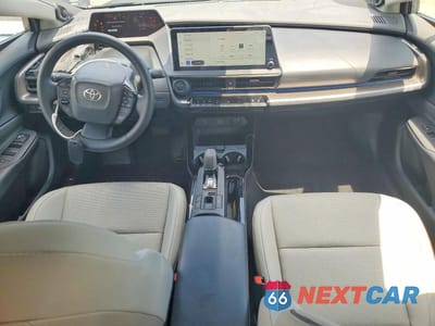 Zdjęcie 8 z 12 samochodu: 2025 TOYOTA PRIUS LIMITED VIN:JTDACAAU5S3057069 - miniatura