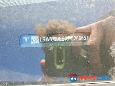 Zdjęcie 13 z 13 samochodu: 2023 TESLA MODEL Y VIN:LRWYGDEEXPC266657 - miniatura