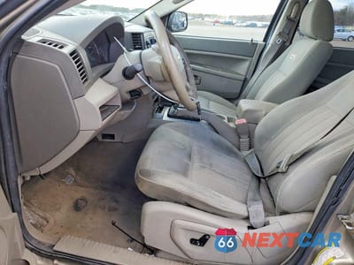 Zdjęcie 7 z 13 samochodu: 2006 JEEP GRAND CHEROKEE LAREDO VIN:1J8GR48K56C282542 - miniatura