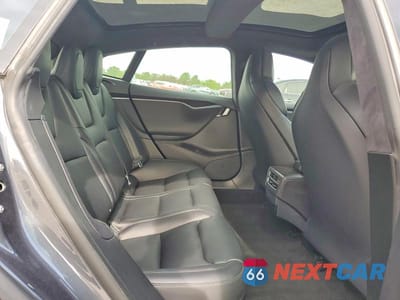 Zdjęcie 10 z 12 samochodu: 2018 TESLA MODEL S VIN:5YJSA1E26JF283996 - miniatura