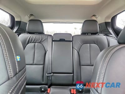 Zdjęcie 10 z 13 samochodu: 2026 VOLVO XC40 PLUS VIN:YV4L12UC9T2710921 - miniatura