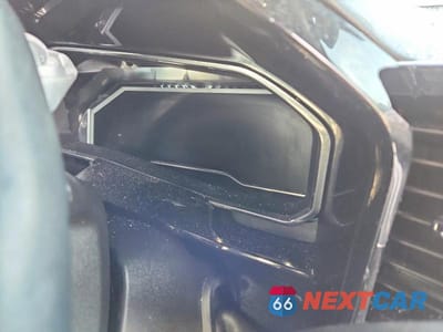 Zdjęcie 9 z 11 samochodu: 2025 GMC SIERRA K1500 SLT VIN:1GTUUDED9SZ192834 - miniatura