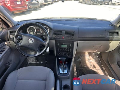 Zdjęcie 9 z 10 samochodu: 2004 VOLKSWAGEN JETTA GLS TDI VIN:3VWSR69M94M131368 - miniatura