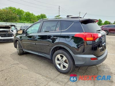 Drugie zdjęcie samochodu z przodu: 2015 TOYOTA RAV4 XLE VIN:2T3RFREV6FW296130 - miniatura
