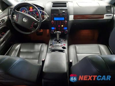 Zdjęcie 8 z 13 samochodu: 2006 VOLKSWAGEN TOUAREG 3.2 VIN:WVGZG77L96D038433 - miniatura