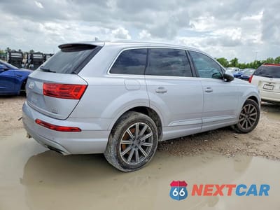 Trzecie zdjęcie samochodu z tyłu: 2017 AUDI Q7 PRESTIGE VIN:WA1VAAF71HD001105 - miniatura